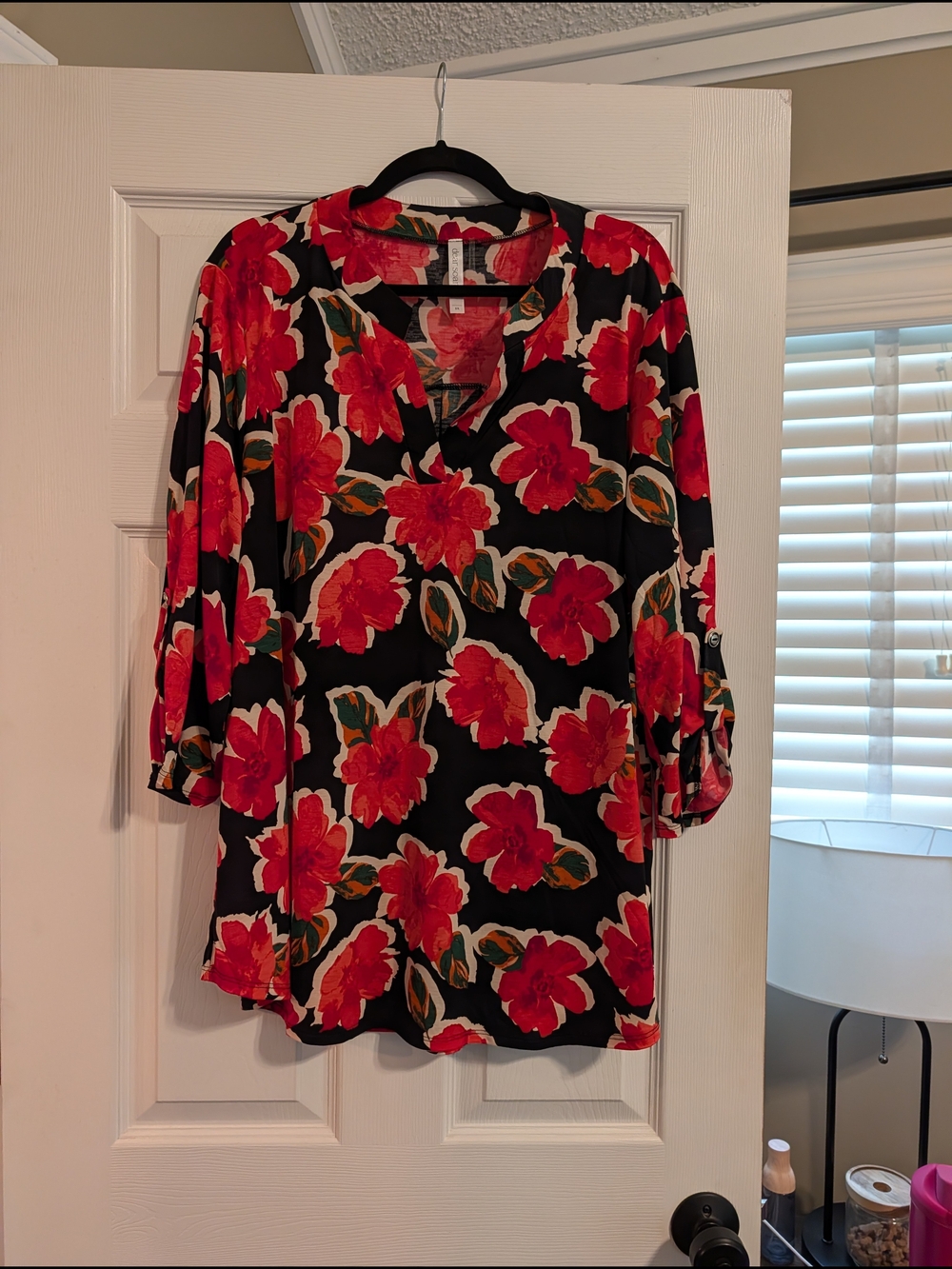 Floral V-Neck Tunic Top in Black and Red